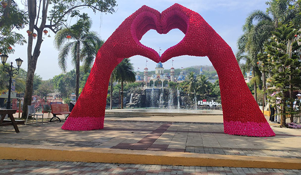 Valentine’s Day at Imagica